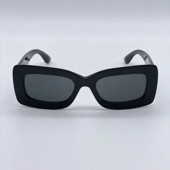 BURBERRY Astrid Sunglasses - BLACK - NWT - Picture 1 of 3